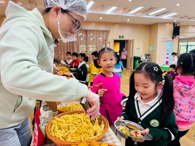 城分园：自助“食”光 美味“童”享麻将胡了游戏合肥市宿州路幼儿园森林(图1)